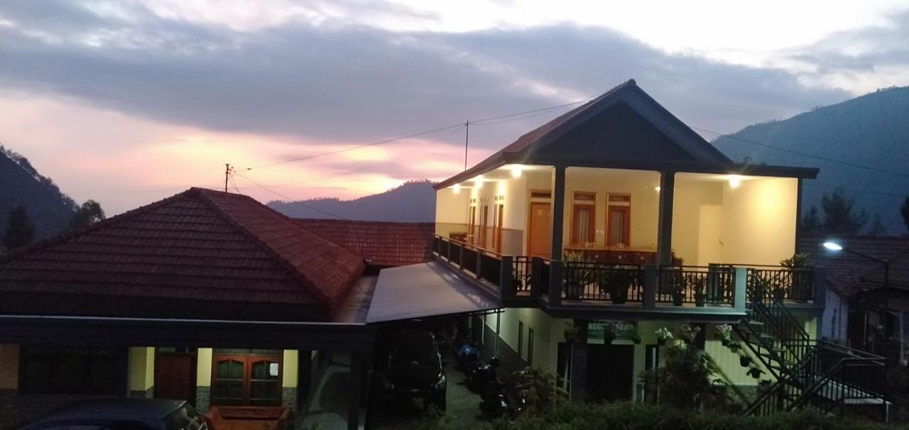 Homestay Anggun Bromo Ngoại thất bức ảnh